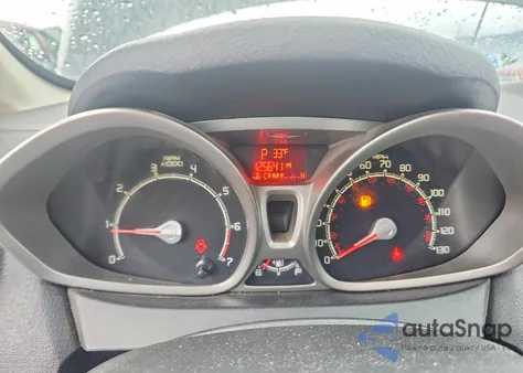 2013 Ford Fiesta Se z USA, uszkodzony, nr VIN 3FADP4EJ3DM221168